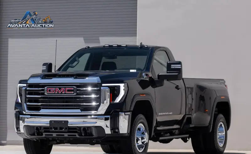 2024 GMC Sierra 3500HD SLE Duramax Dually 4x4 photo 11