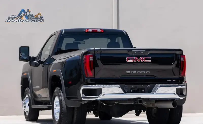 2024 GMC Sierra 3500HD SLE Duramax Dually 4x4 photo 28