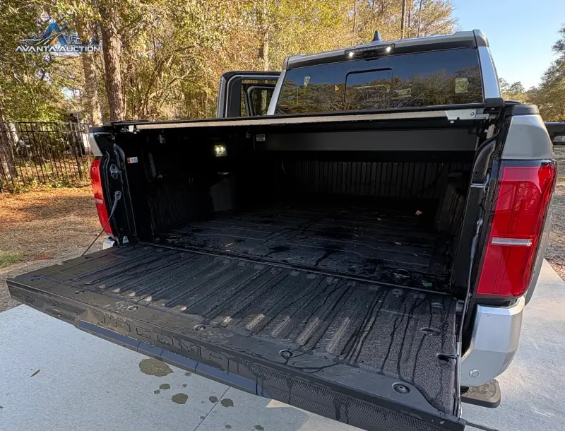 2024 Toyota Tacoma Limited Double Cab i-Force Max 4×4 photo 32