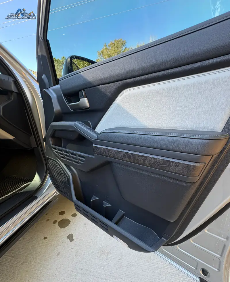 2024 Toyota Tacoma Limited Double Cab i-Force Max 4×4 photo 48