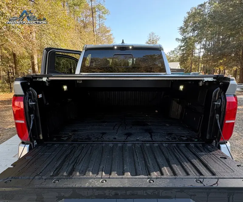 2024 Toyota Tacoma Limited Double Cab i-Force Max 4×4 photo 31