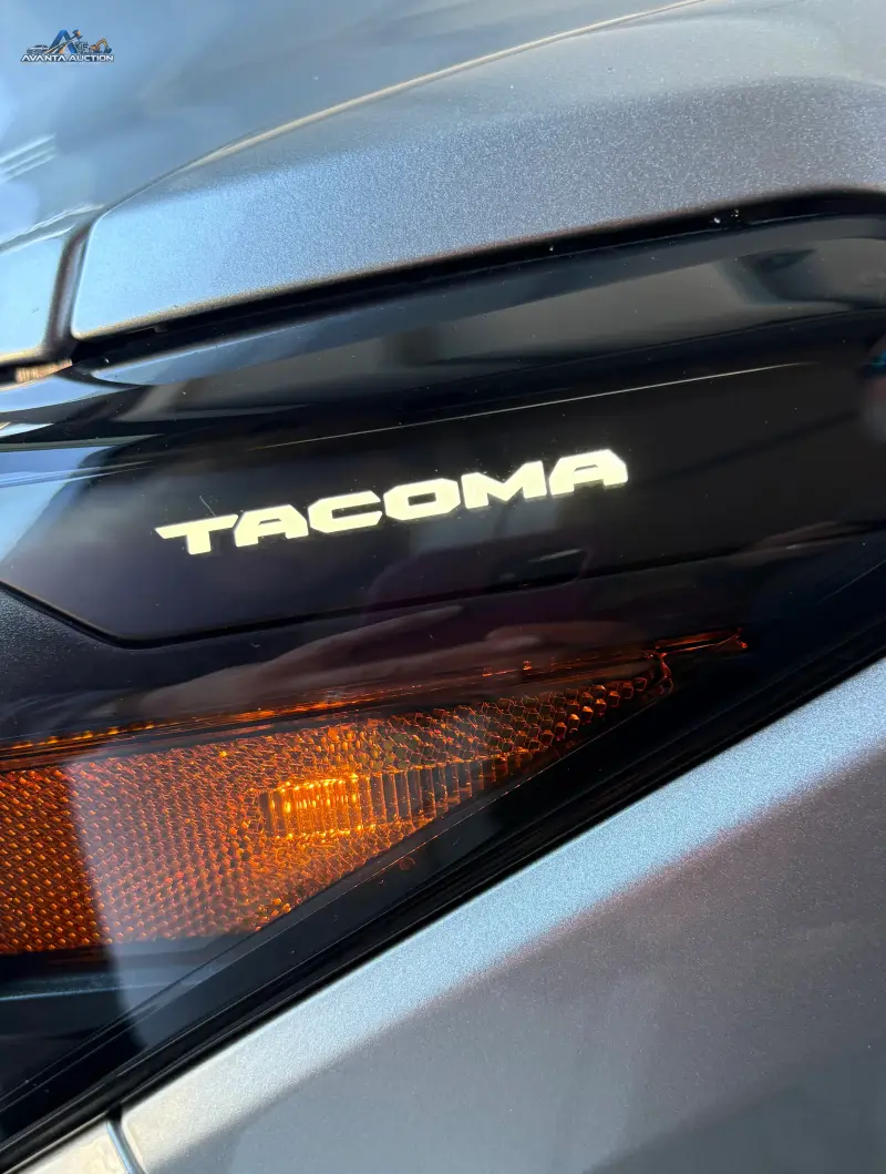 2024 Toyota Tacoma Limited Double Cab i-Force Max 4×4 photo 37