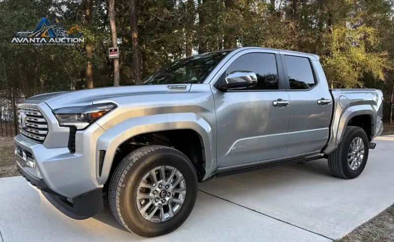 2024 Toyota Tacoma Limited Double Cab i-Force Max 4×4 photo 3