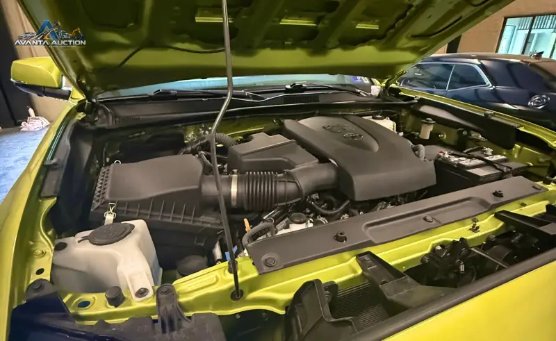 2022 Toyota Tacoma Double Cab TRD photo 6