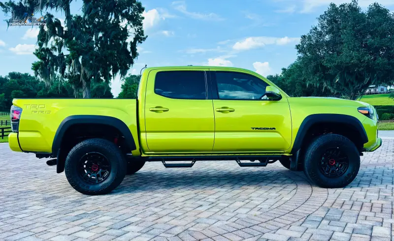 2022 Toyota Tacoma Double Cab TRD photo 3