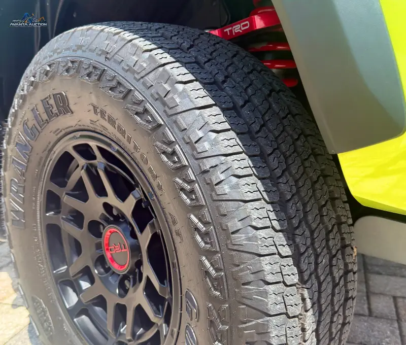 2022 Toyota Tacoma Double Cab TRD photo 35