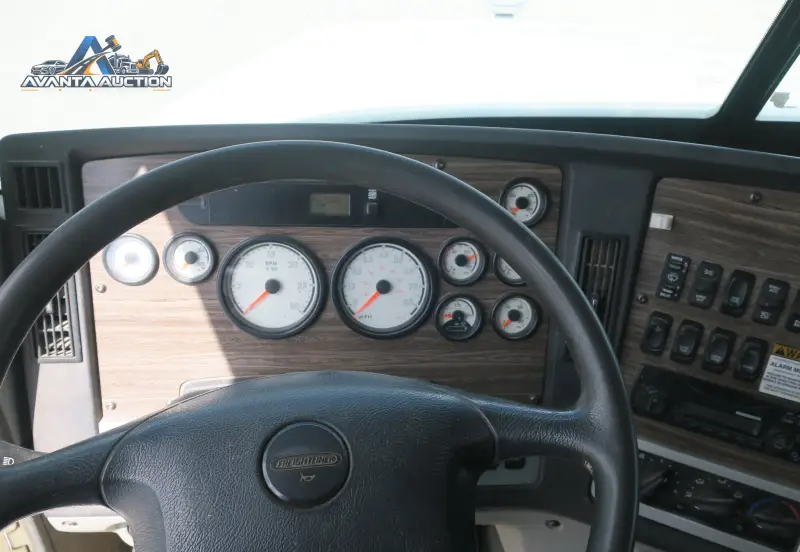 2012 Freightliner Coronado SD photo 69