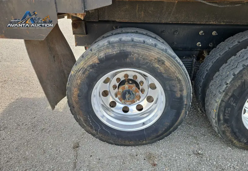 2011 Mack GU713 photo 63