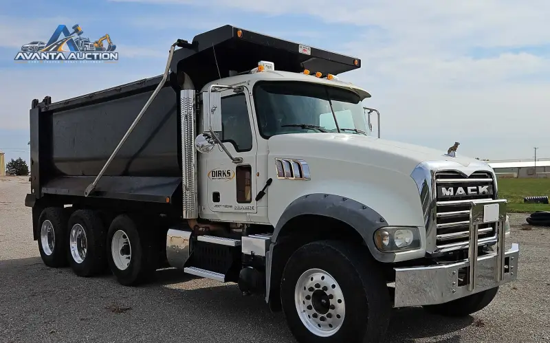 2011 Mack GU713 photo 3