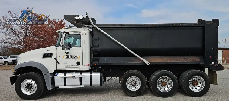 2011 Mack GU713 photo 8