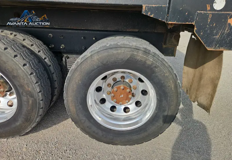 2011 Mack GU713 photo 65