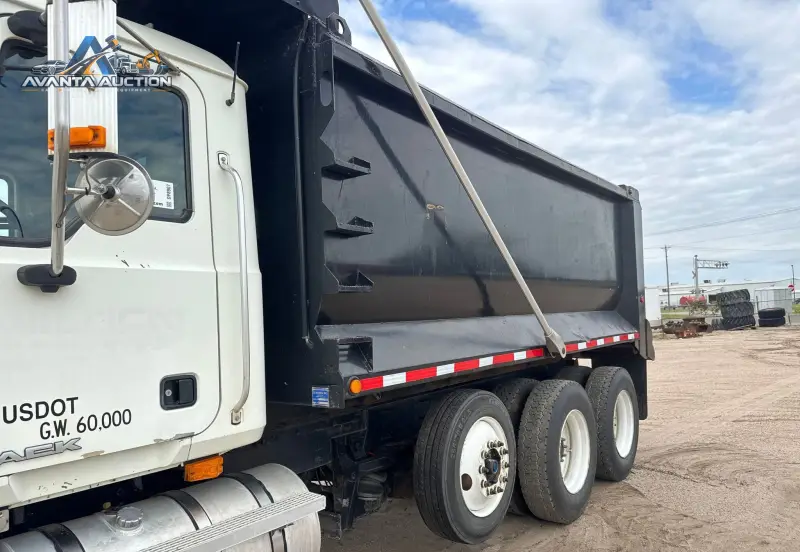2007 Mack CTP713 photo 10