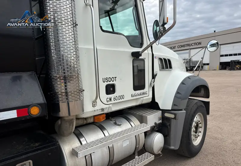 2007 Mack CTP713 photo 12