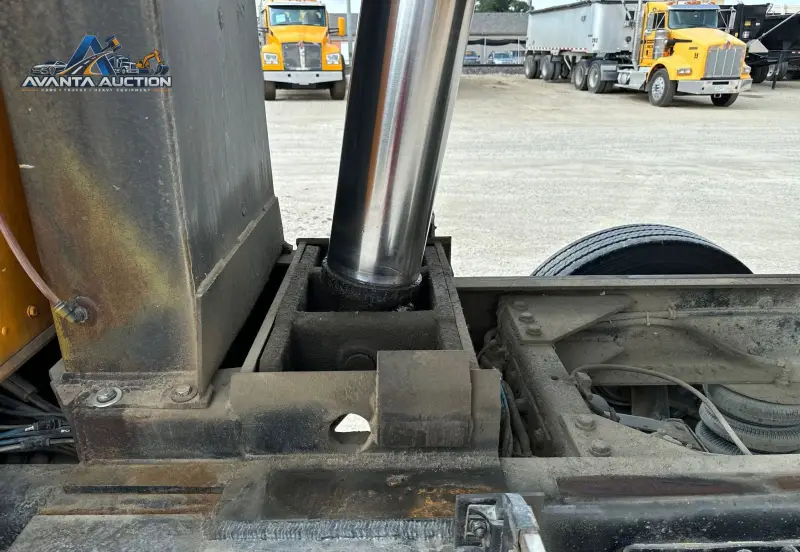 2006 Kenworth T800 photo 22
