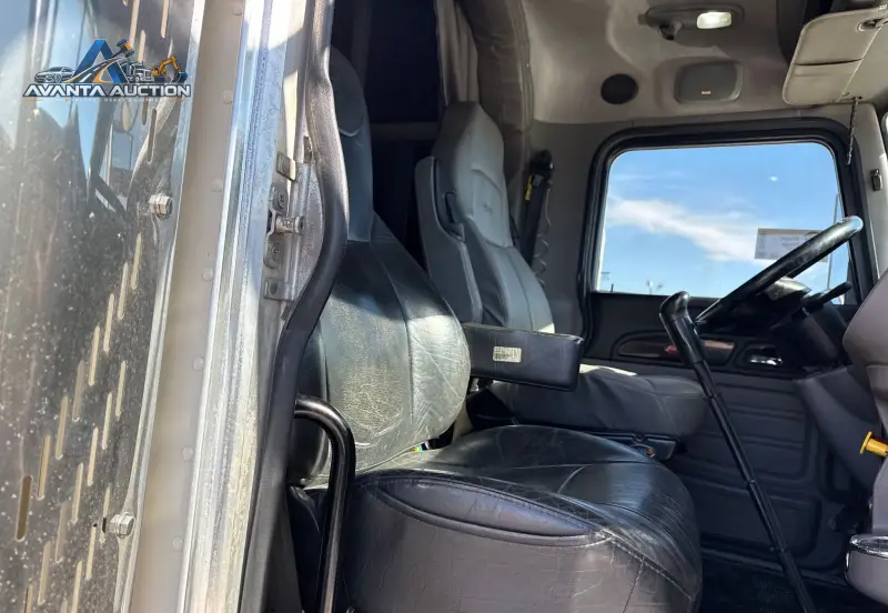 2018 Peterbilt 389 photo 67