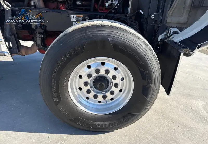 2018 Peterbilt 389 photo 98