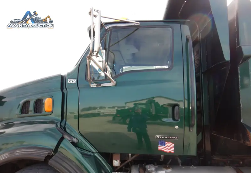 2001 Sterling LT9500 photo 47