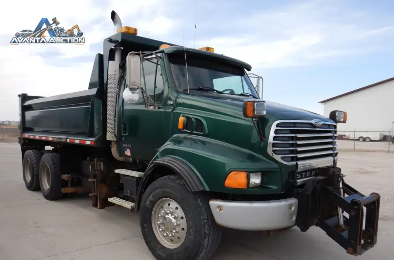 2001 Sterling LT9500 photo 3