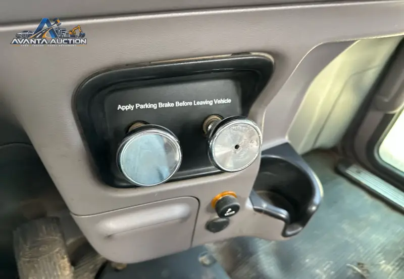 2014 Peterbilt 389 photo 36