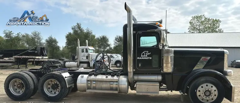 2014 Peterbilt 389 photo 4