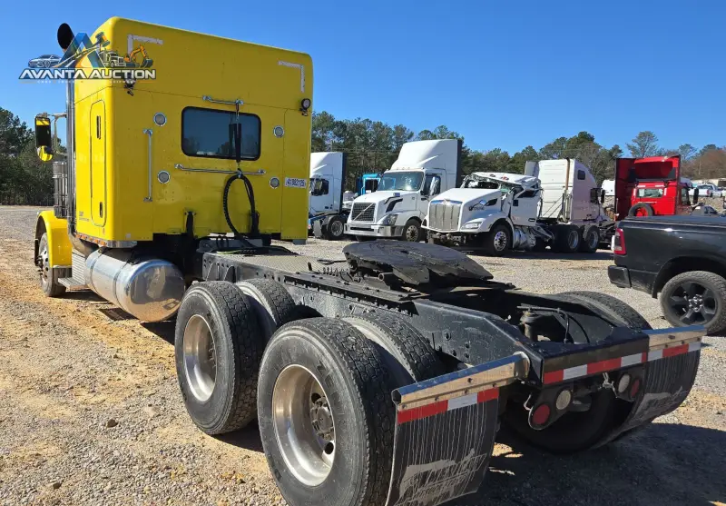 2014 Peterbilt 389 photo 7