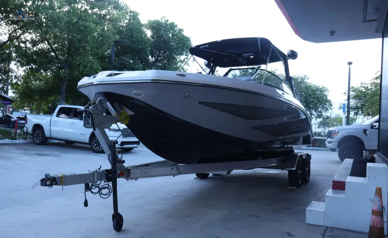 2026 Scarab SB255 LX photo 9