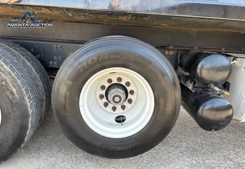 2017 Mack Granite GU713 photo 96