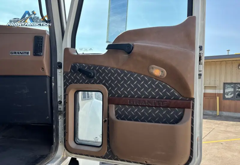 2017 Mack Granite GU713 photo 74