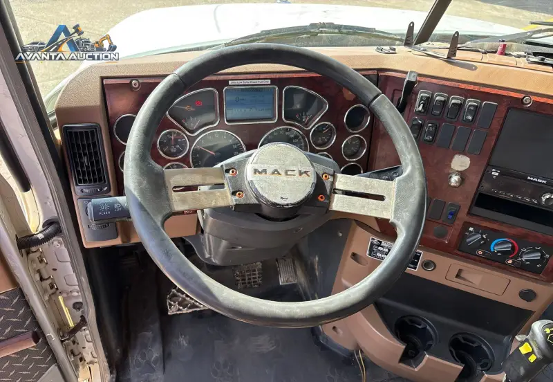 2017 Mack Granite GU713 photo 57