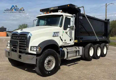 2017 Mack Granite GU713