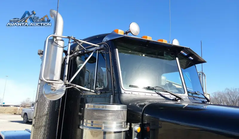 2002 Peterbilt 378 photo 25