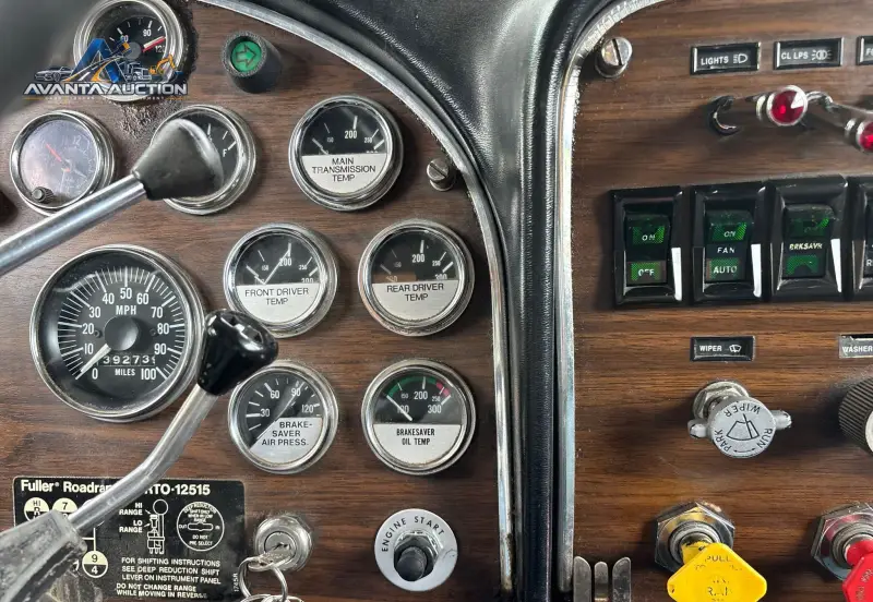 1981 Peterbilt 359 photo 70