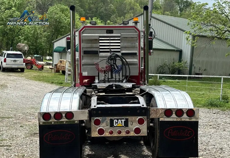 1981 Peterbilt 359 photo 6