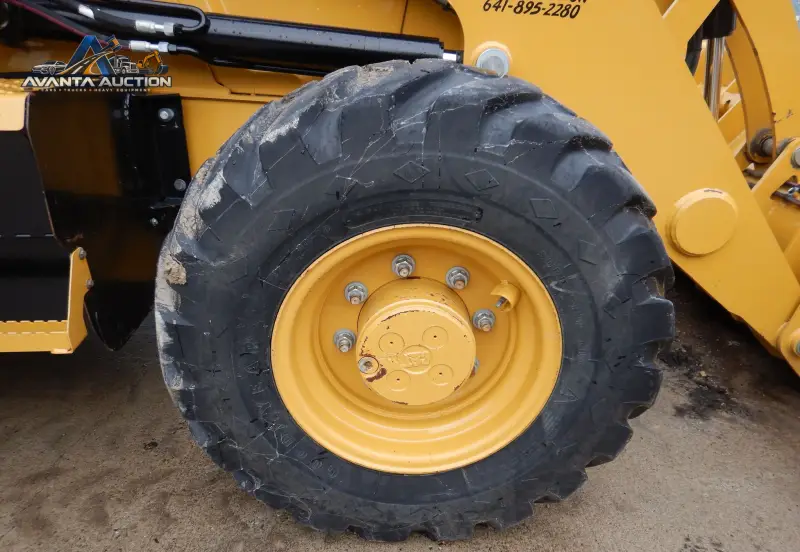 2014 Caterpillar 430F photo 109