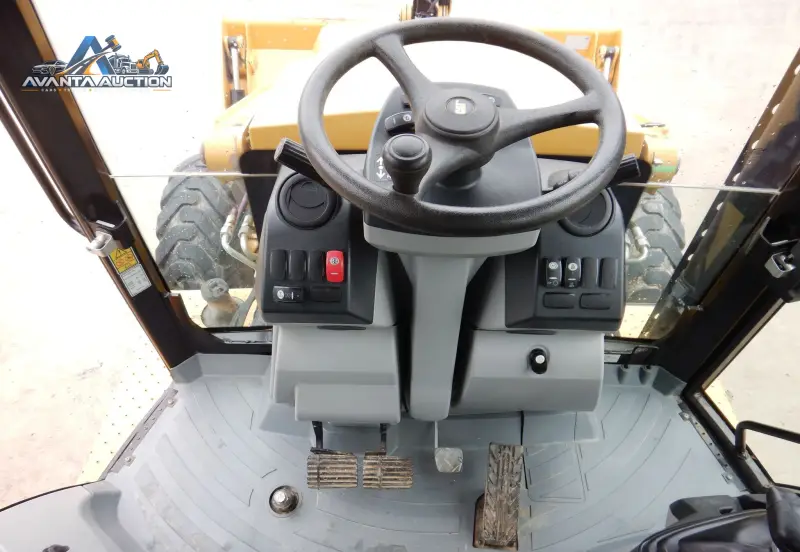 2014 Caterpillar 430F photo 65