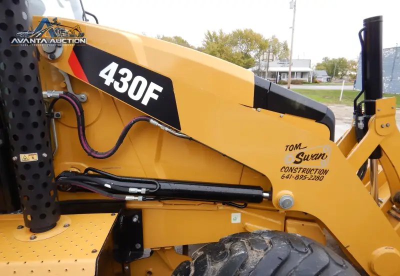 2014 Caterpillar 430F photo 31
