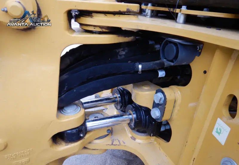 2014 Caterpillar 430F photo 40
