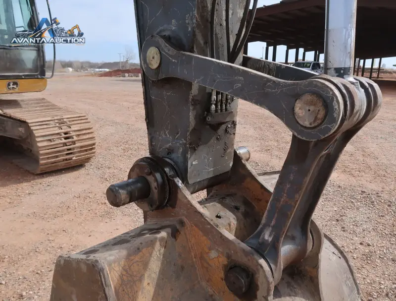 2015 John Deere 210G LC photo 56