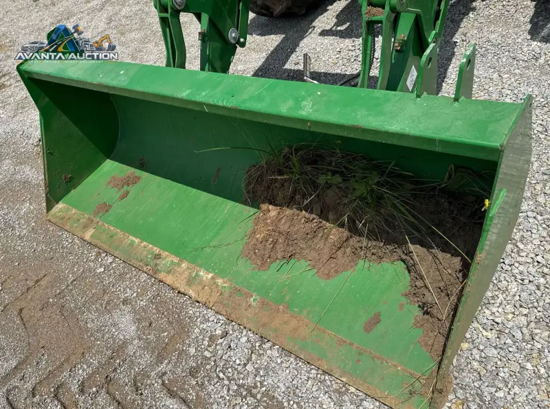 2021 John Deere 6130M photo 10