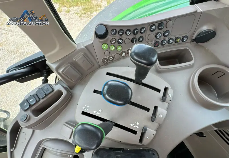 2021 John Deere 6130M photo 36