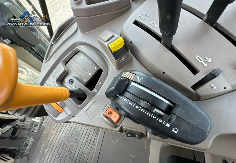 2021 John Deere 6130M photo 37