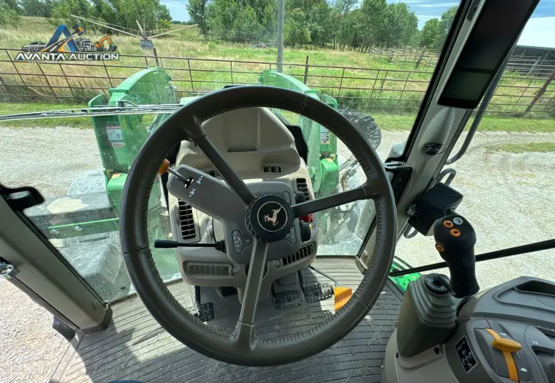 2021 John Deere 6130M photo 33