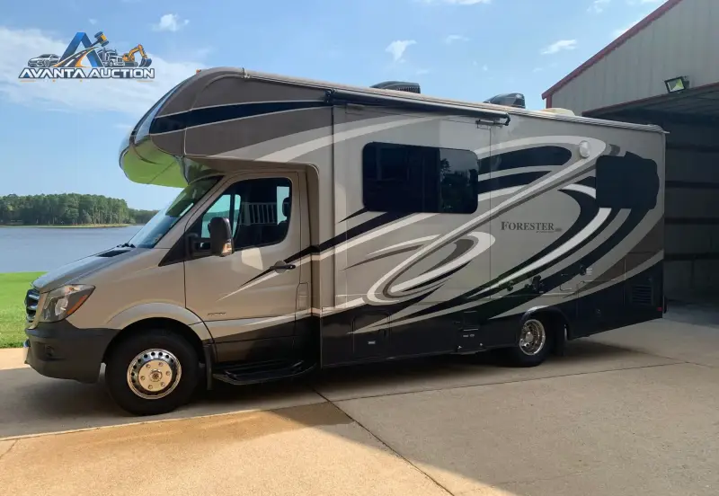 2015 Forest River Forester MBS 2401R photo 10