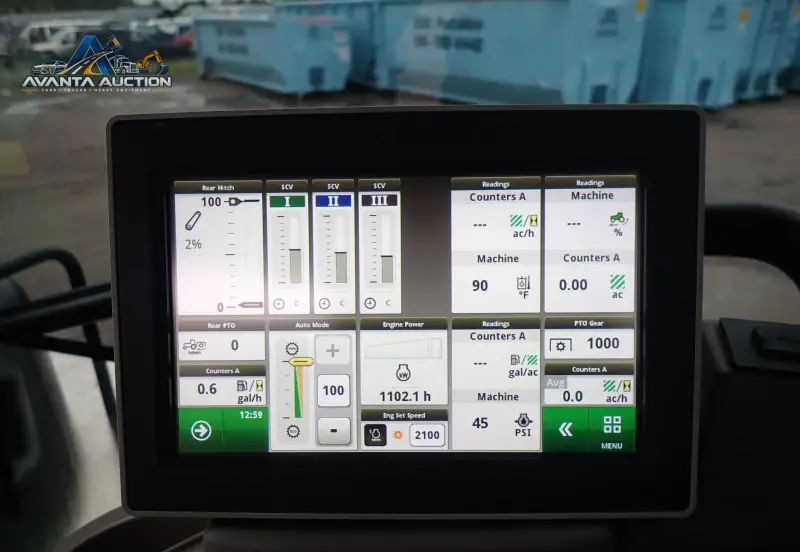 2017 John Deere 6130R photo 21