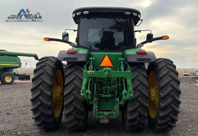 2014 John Deere 7250R photo 6
