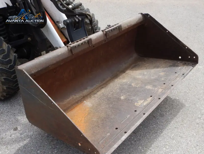 2012 Bobcat Toolcat 5600 photo 31