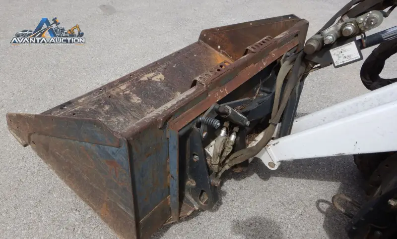 2012 Bobcat Toolcat 5600 photo 29