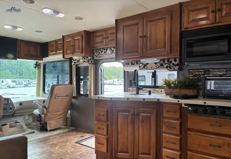 2013 Tiffin Allegro Open Road Motorcoach photo 103