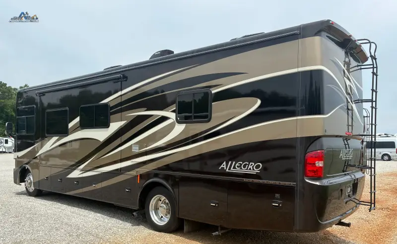2013 Tiffin Allegro Open Road Motorcoach photo 2