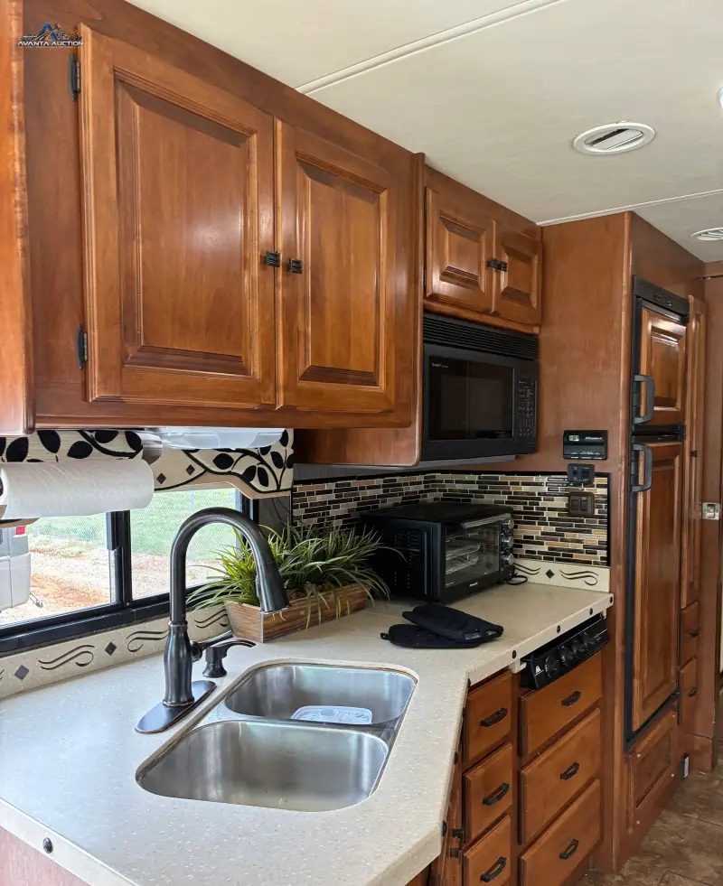 2013 Tiffin Allegro Open Road Motorcoach photo 110